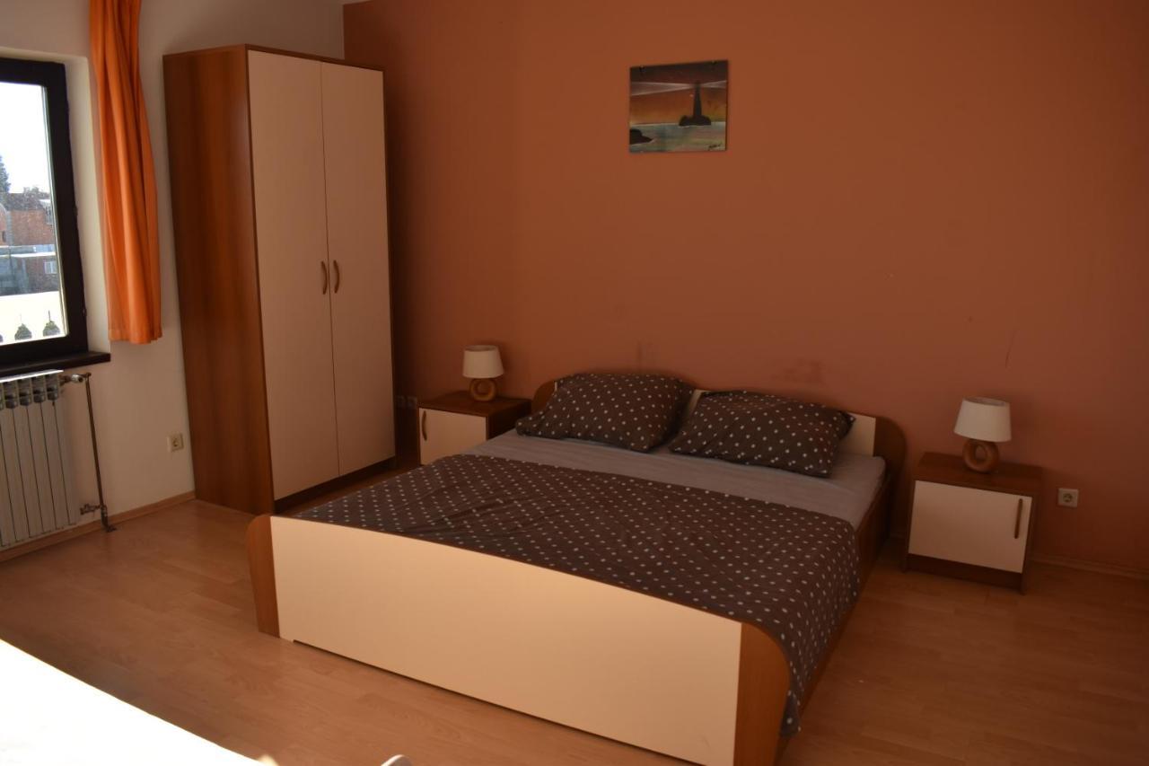 Apartmani Rade Vodice Exterior foto